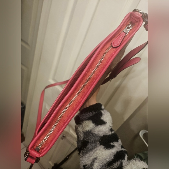 Coach signature file tan pink monogram crossbody bag handbag purse - Picture 8 of 12